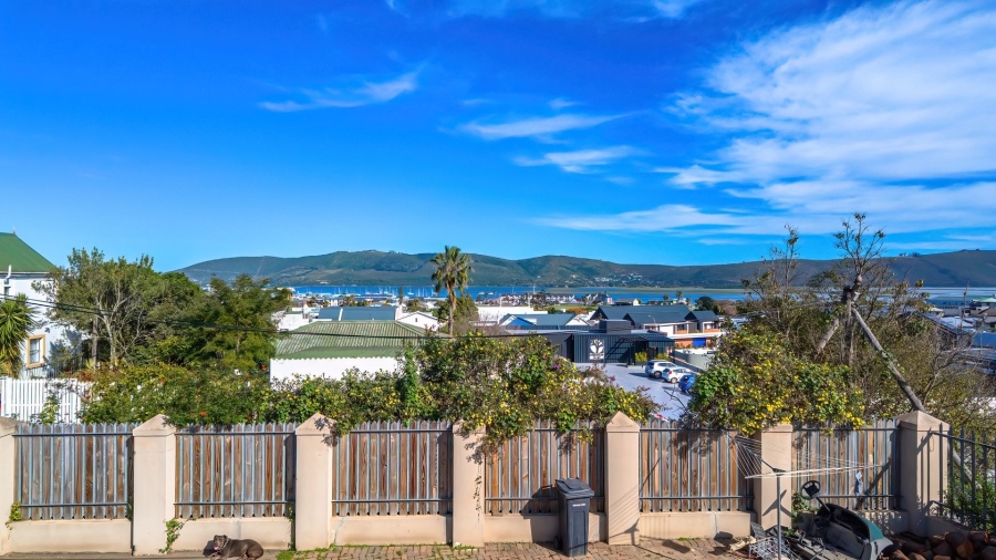 4 Bedroom Property for Sale in Knysna Central Western Cape